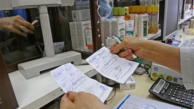 Антибиотики будут продавать только по рецепту врачей