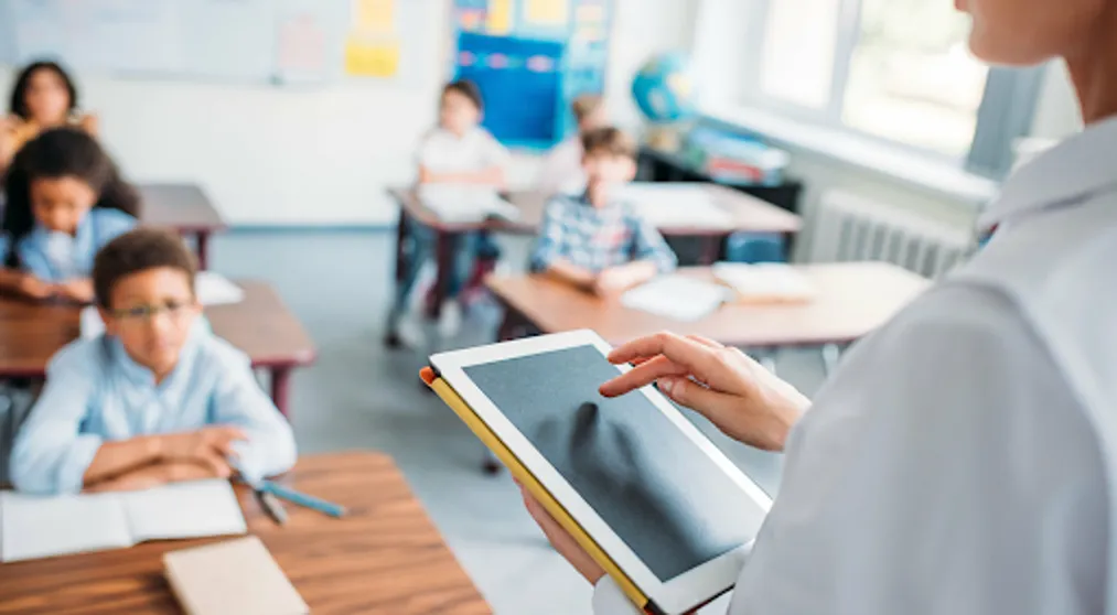 Капитал - 95% казахстанцев вынуждены тратить деньги на допобразование детей