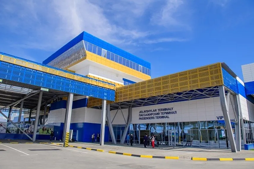 Капитал - Автомобильные пункты пропуска на границе с КНР не будут работать 21-23 января