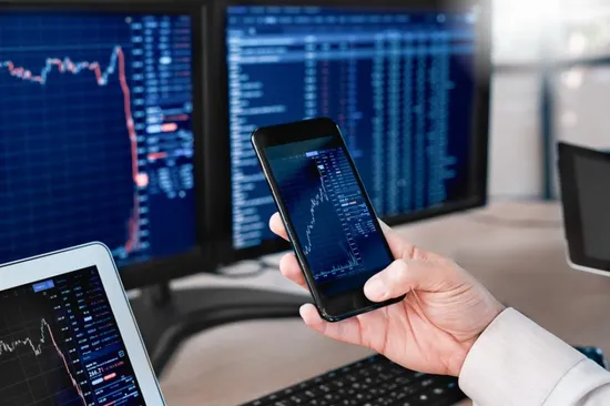 Количество брокерских счетов за год выросло в четыре раза