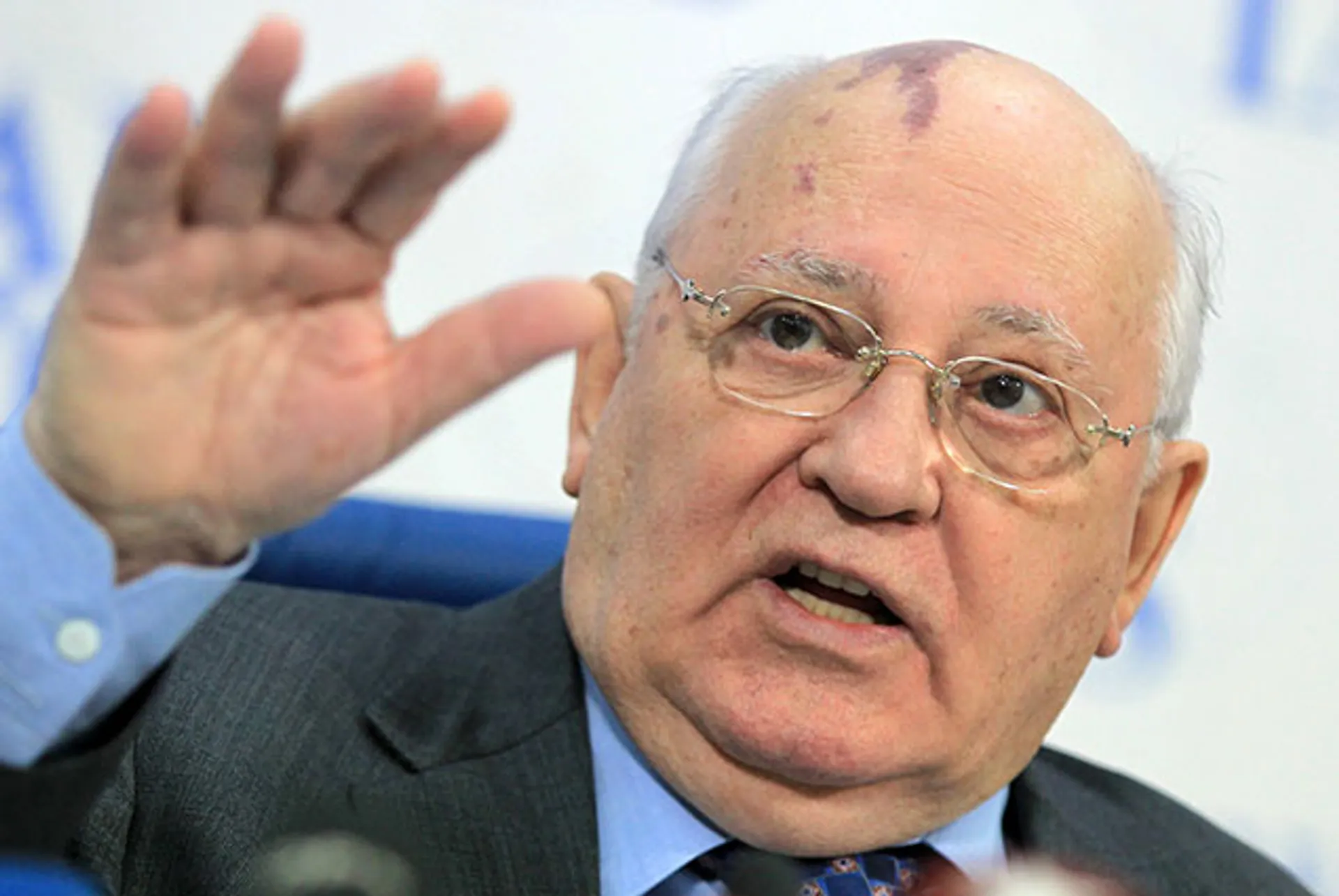 Капитал - Михаил Горбачев заявил о возросшей угрозе миру