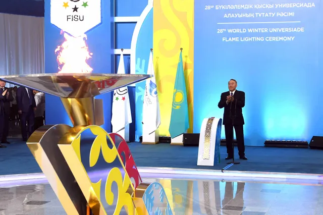 Президент зажег факел Всемирной зимней Универсиады