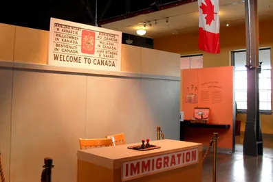 Канада отменила программу для богатых мигрантов