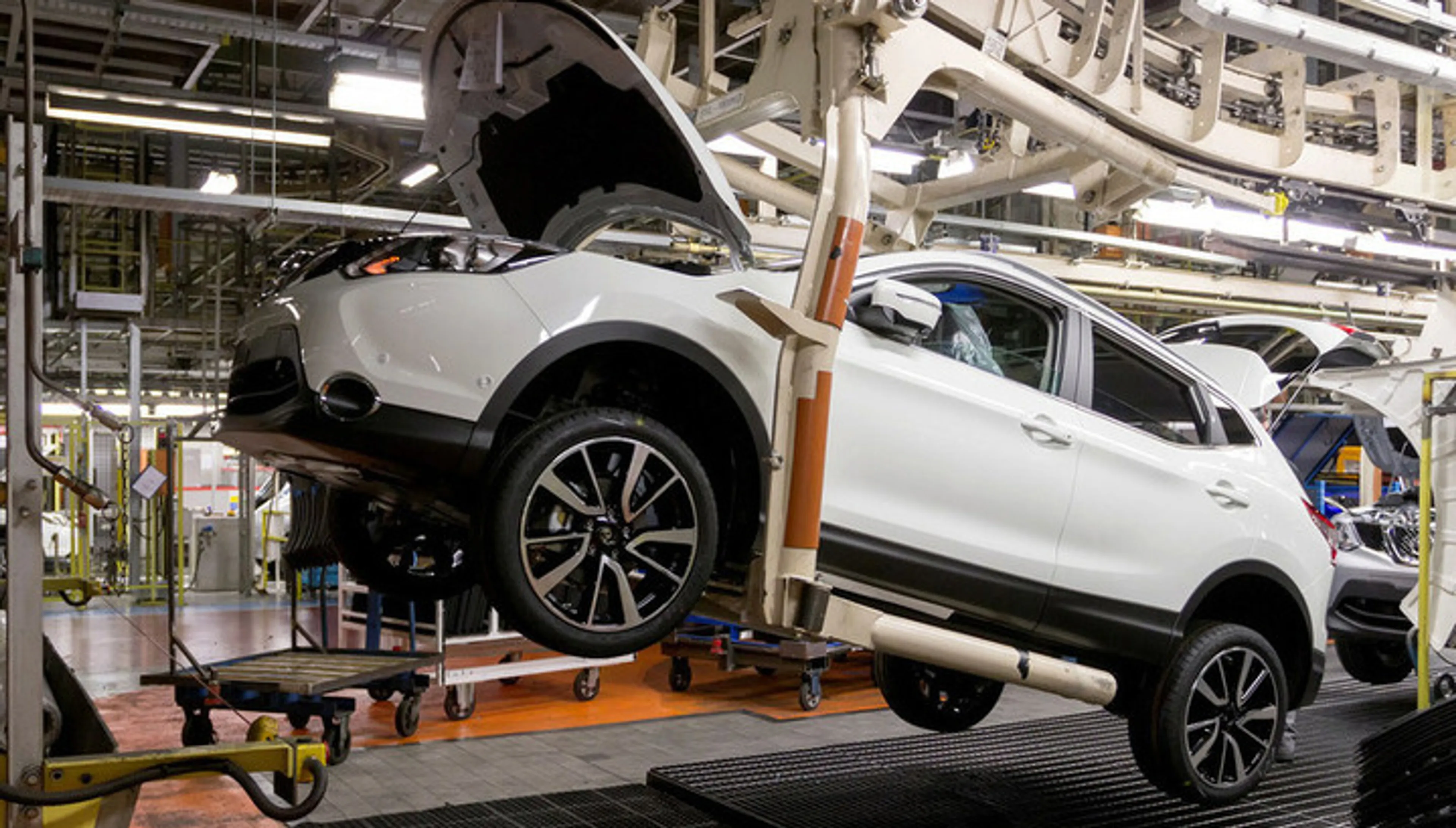 Капитал - Глава Nissan Карлос Гон объявил об отставке