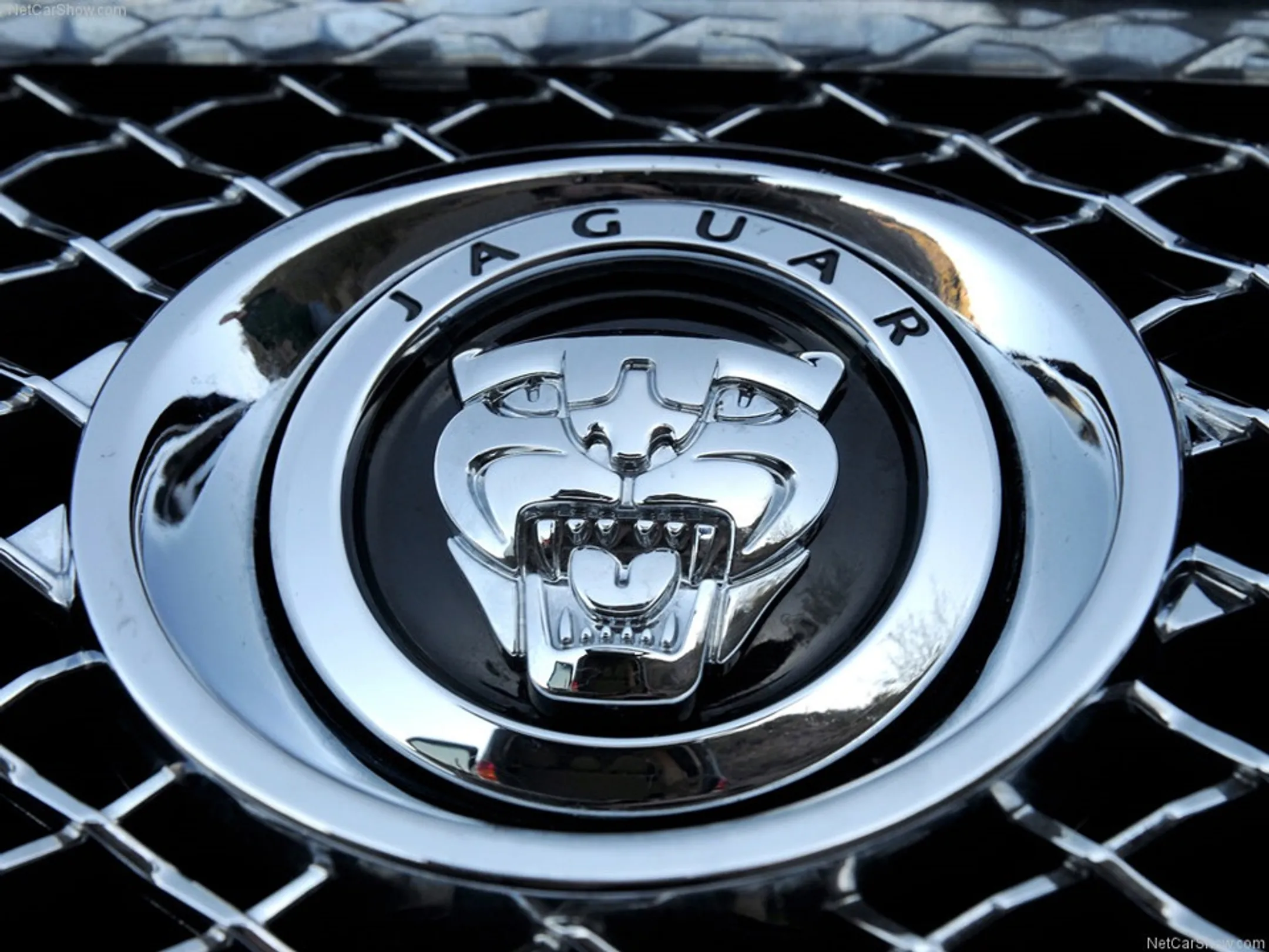 Jaguar перейдет на гибриды и электромобили - Image Kapital.kz