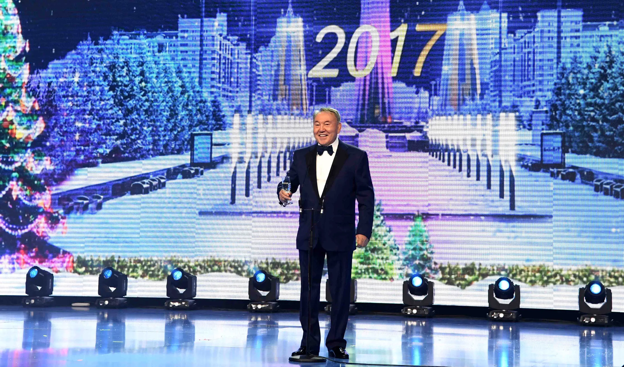 Нурсултан Назарбаев посетил благотворительный бал - Image Kapital.kz