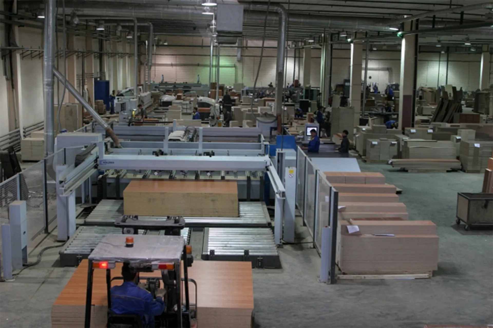 Капитал - В Астане число компаний увеличилось на 2,5%