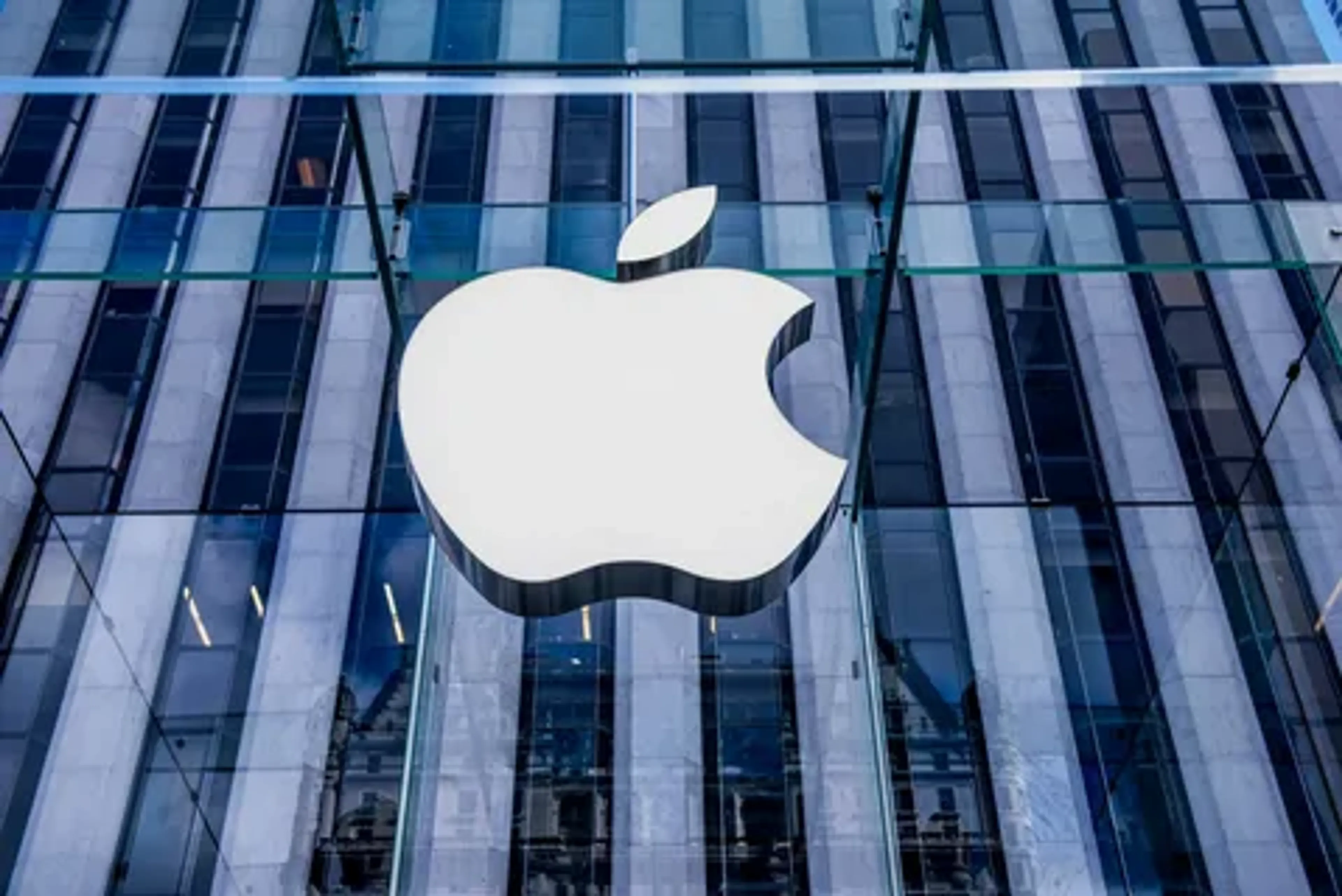 Капитал - Apple за день подорожала на $190,9 млрд