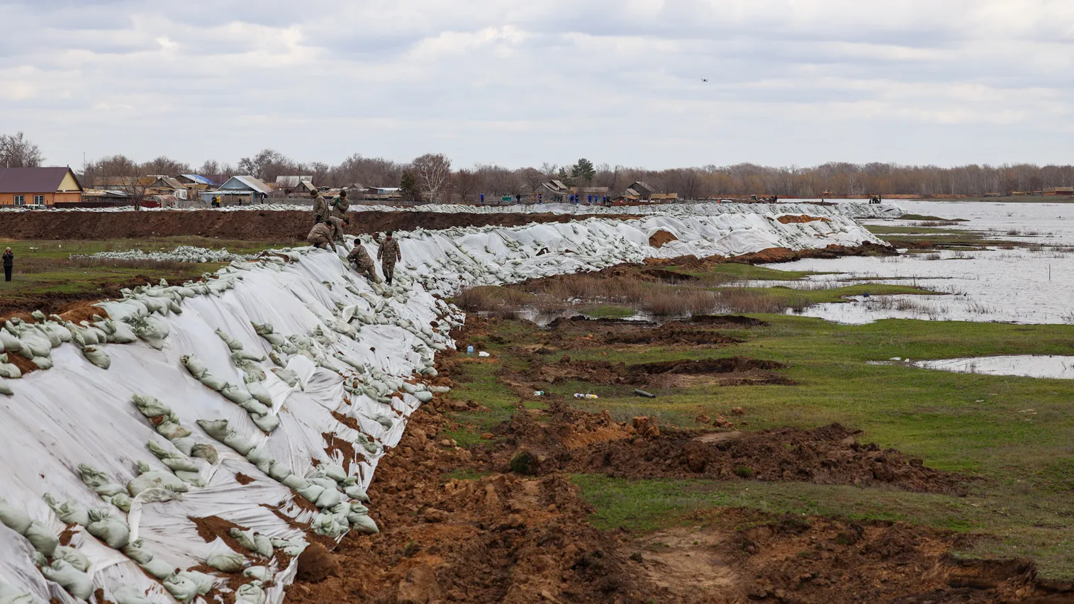 В Западно-Казахстанской области принимают меры по минимизации ущерба от паводка - фото kapital.kz