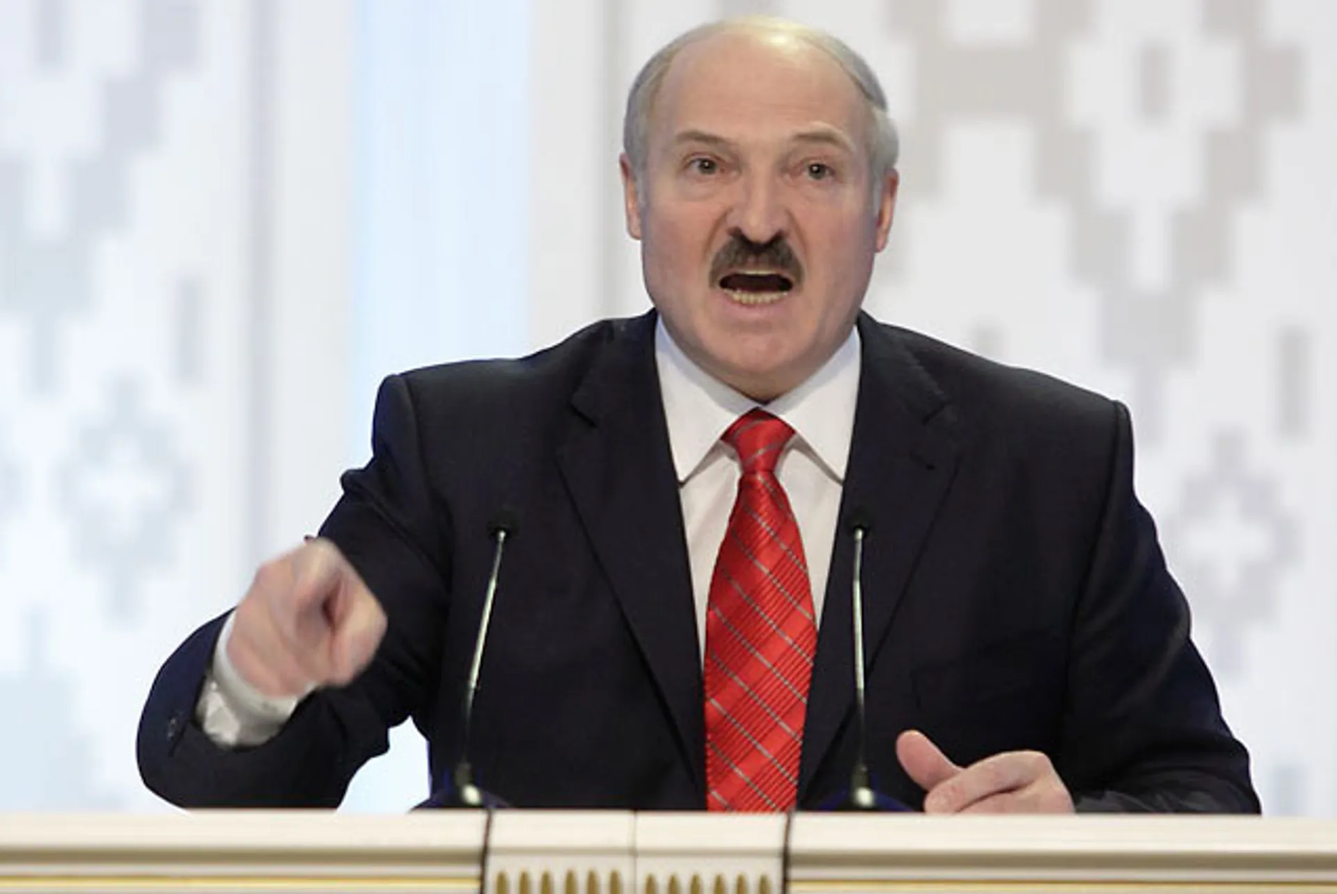 Капитал - Лукашенко возмущен поведением России