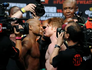 Капитал - Альварес перевесил Мейвезера