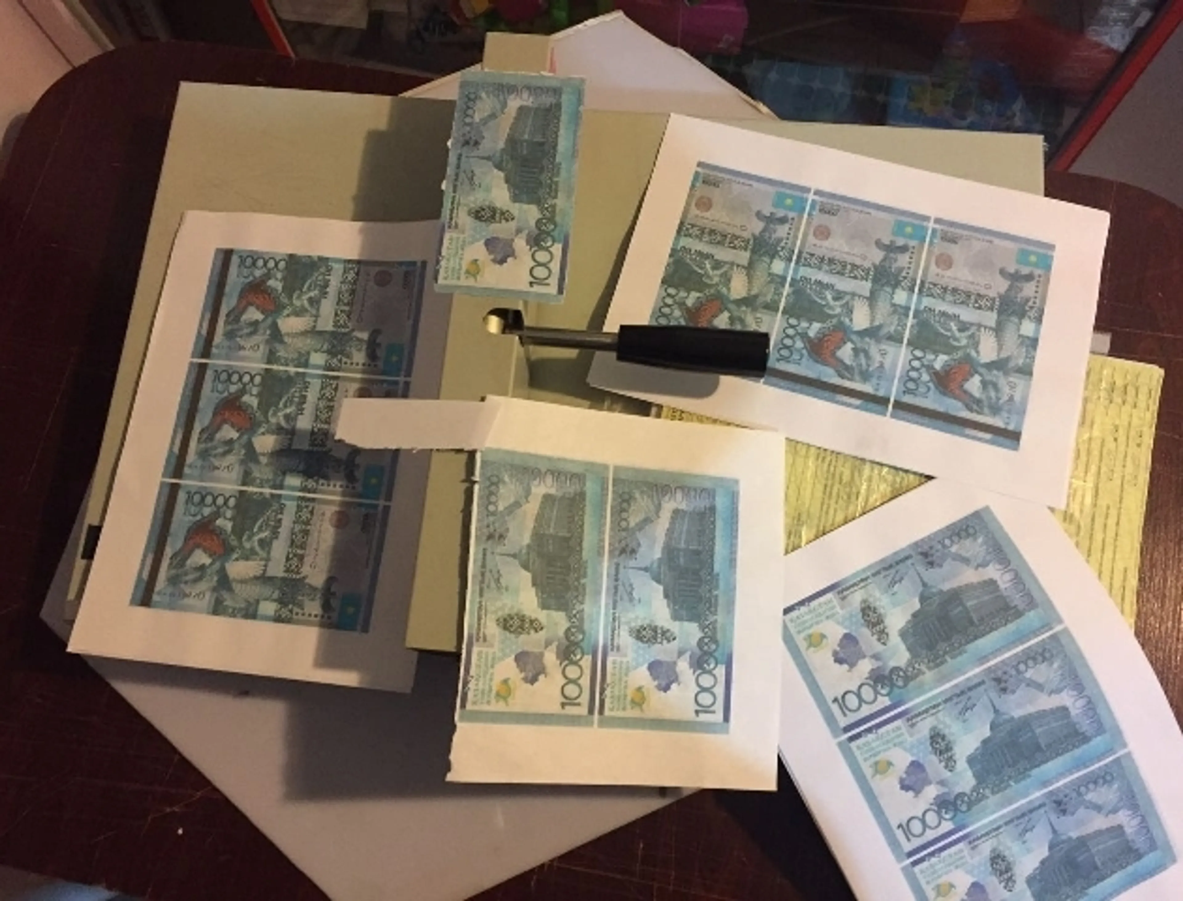 Капитал - Нацбанк: Высококачественные подделки тенге не выявлялись