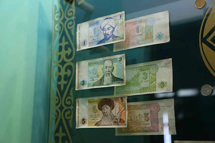 Капитал - Как и когда обновлялись банкноты в Казахстане?