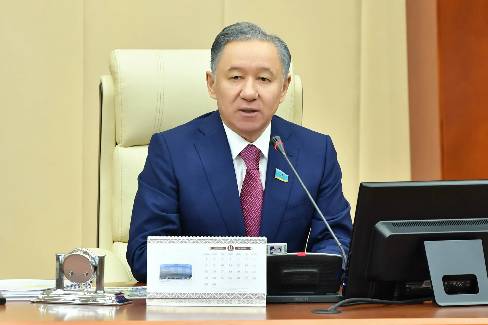 Капитал - Мажилис принял отставку Нурлана Нигматулина