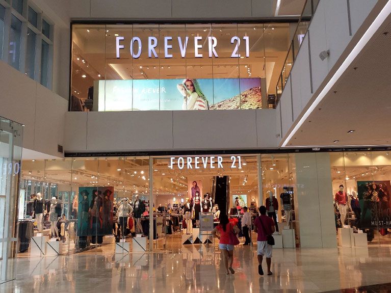 Сеть магазинов одежды Forever 21 оказалась на грани банкротства- Kapital.kz