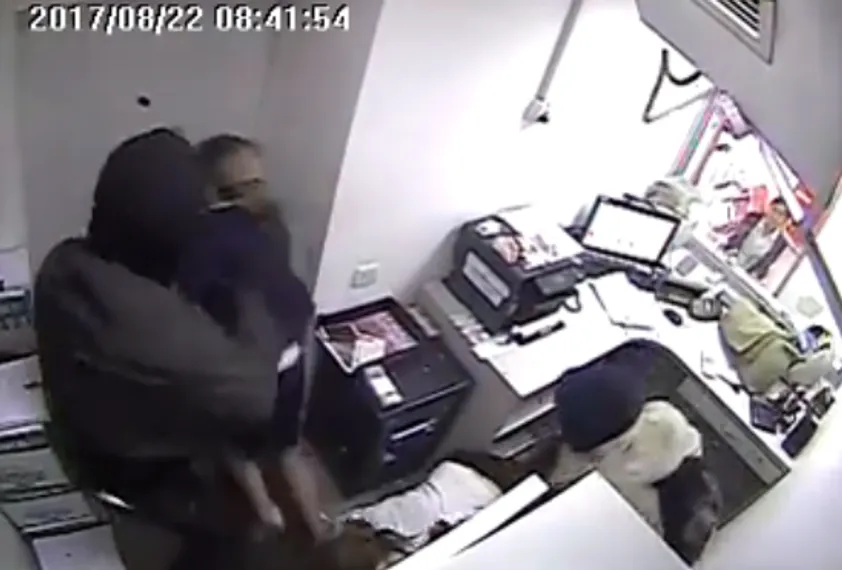 Капитал - Kaspi Bank выплатит 5 миллионов тенге за информацию о грабителях