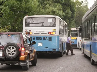 Капитал - За нарушение правил перевозок уволены 4 водителя