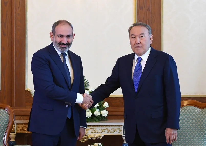 Капитал - Нурсултан Назарбаев провел встречу с Николом Пашиняном