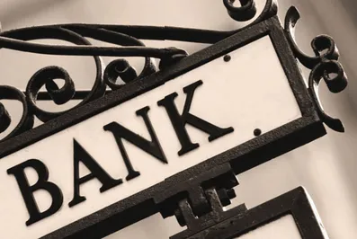 В России банки обязали сообщать об операциях клиентов из 41 страны