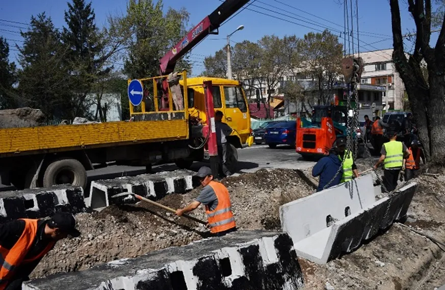 Капитал - В Алматы реализуют 214 инфраструктурных проектов