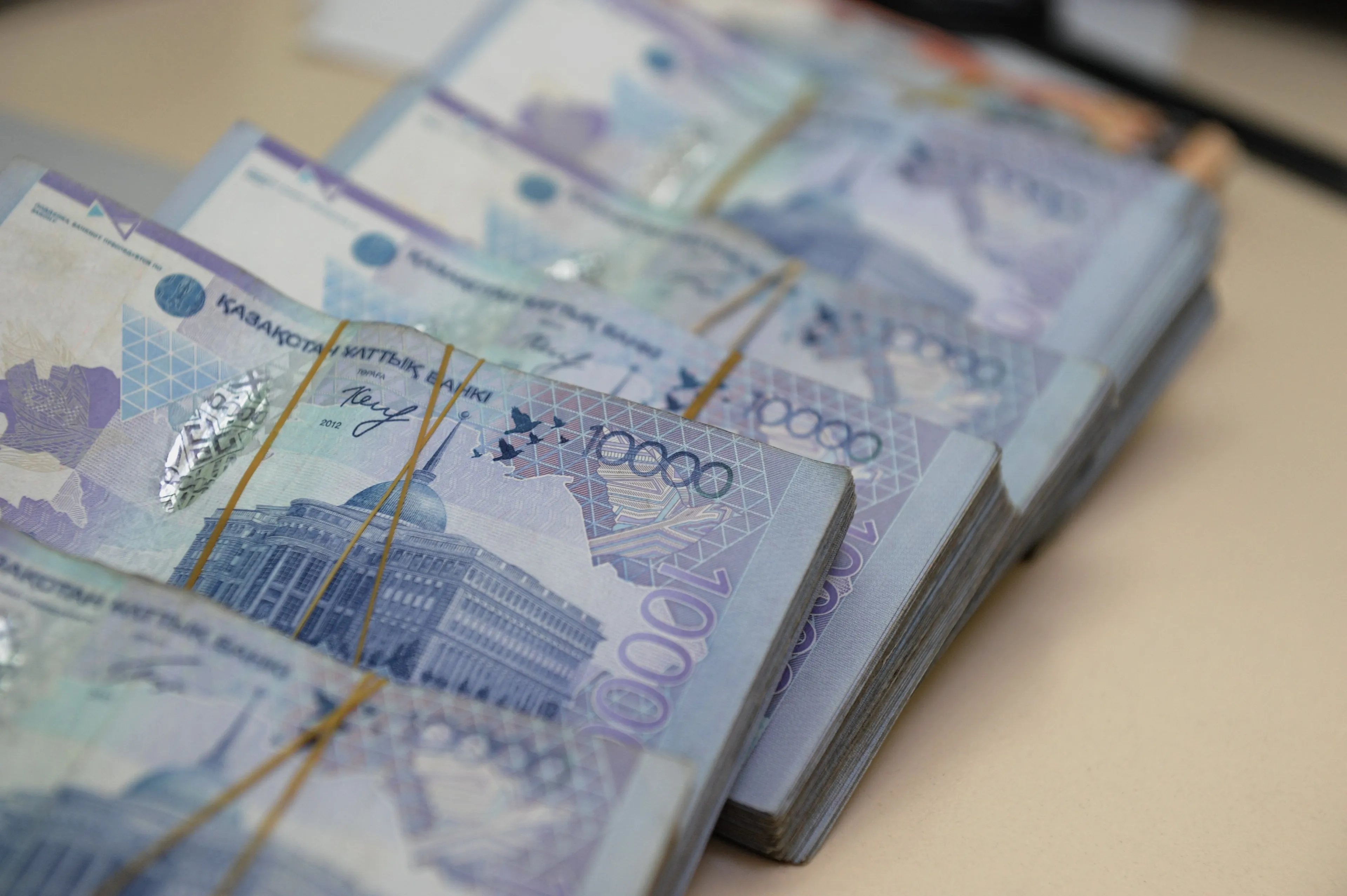 Капитал - Сколько средств потратили по госпрограммам за I квартал