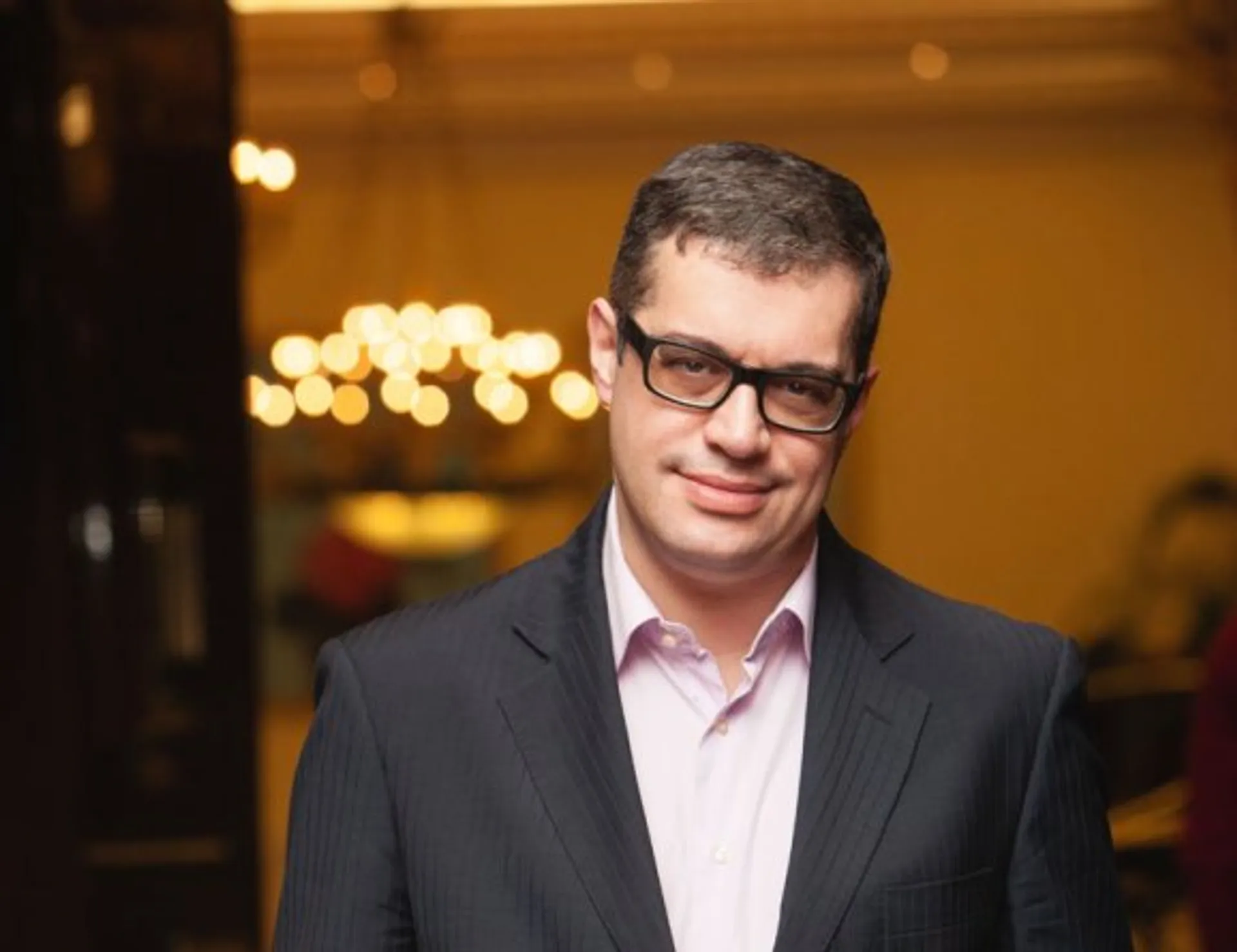 Капитал - Магистр телеигры «Что? Где? Когда?» Максим Поташев приедет в Казахстан