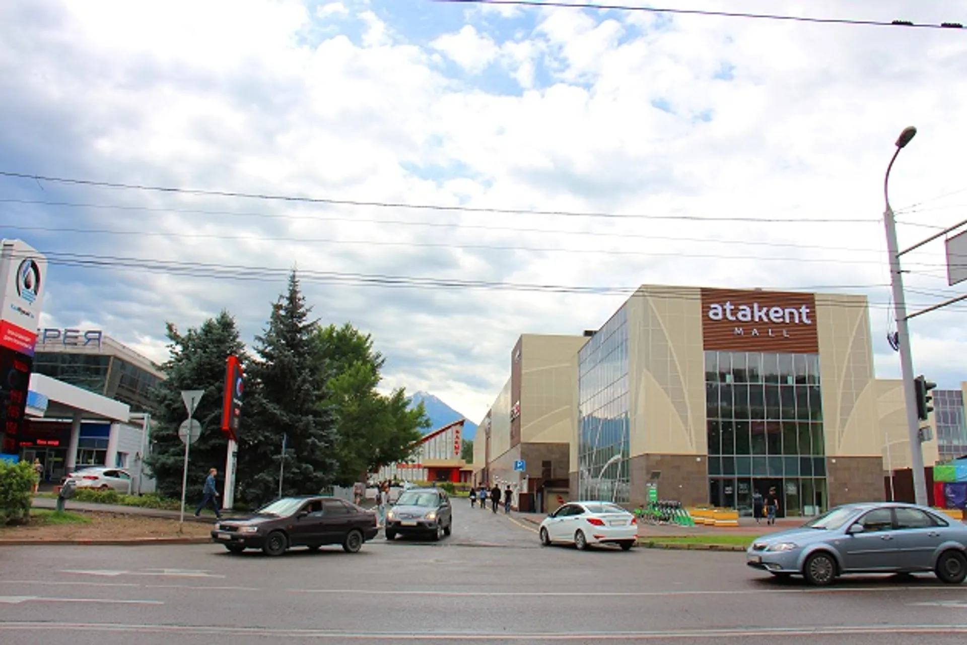 Капитал - 10 млрд тенге вложено в реконструкцию «Atakent Mall»