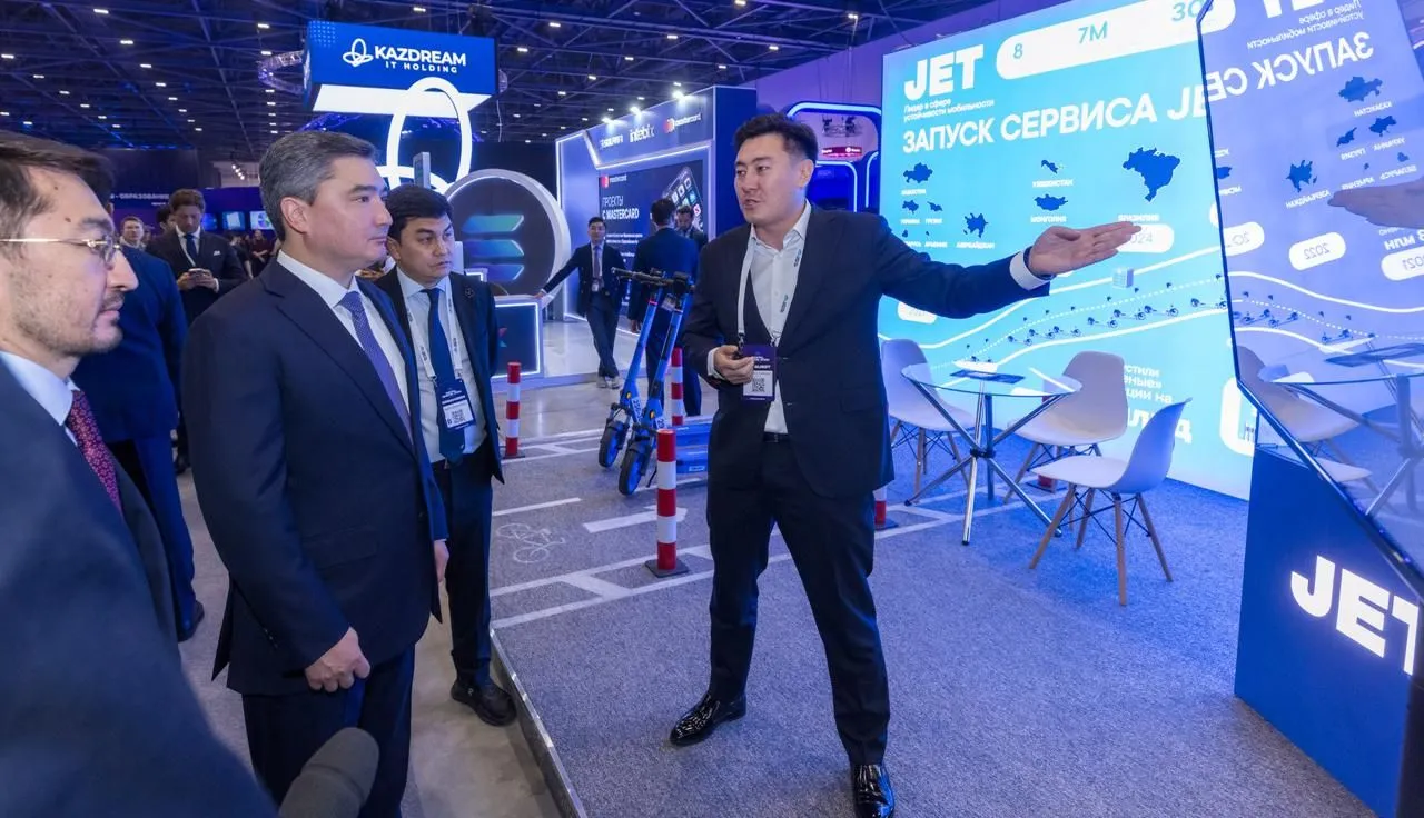 В Астане презентовано беспилотное такси