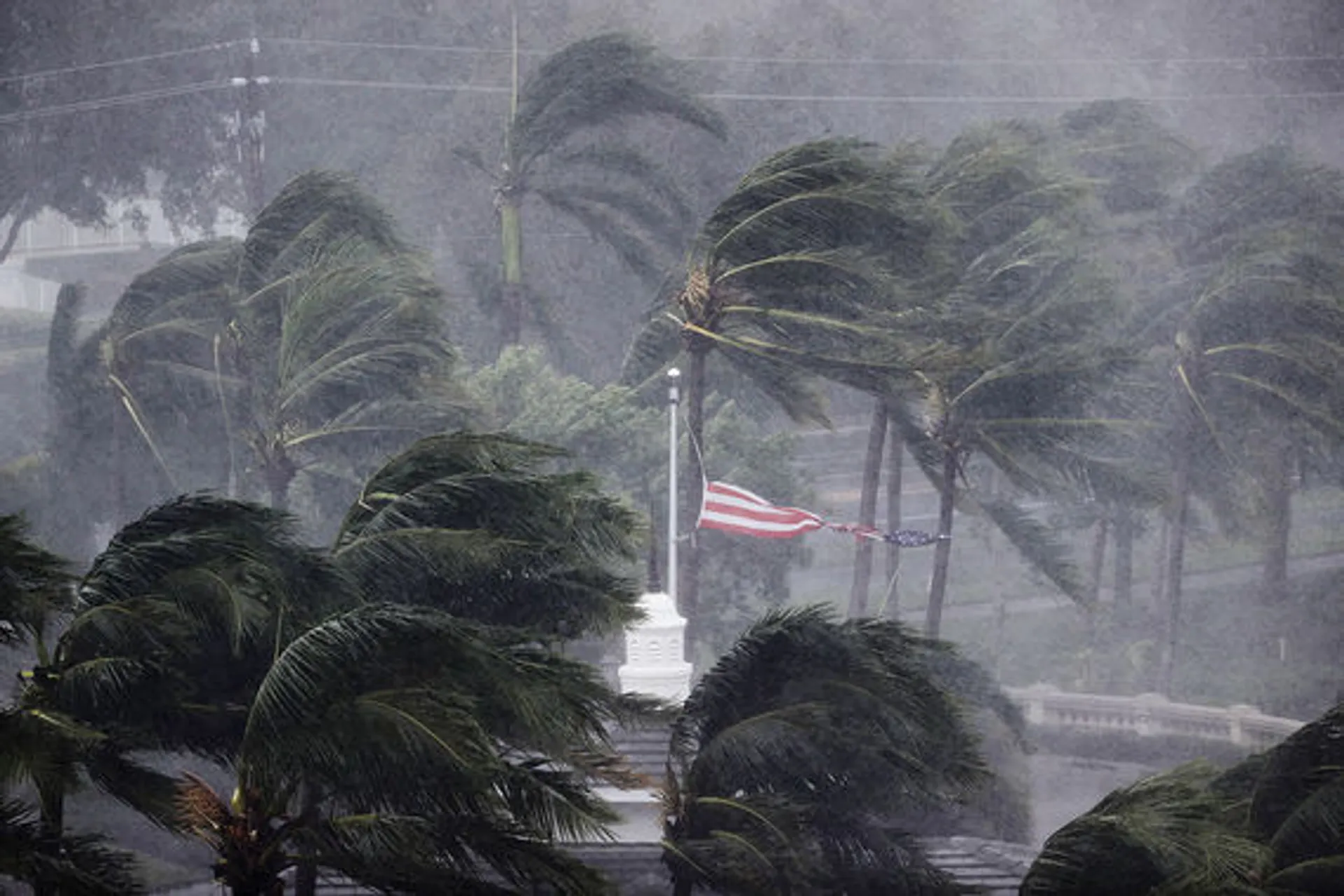 Капитал - Экономический ущерб от «Ирмы» может составить до $300 млрд