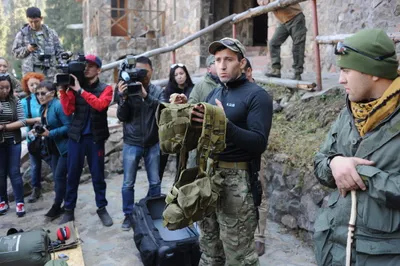 Журналистов обучали работе в зоне военного конфликта в горах