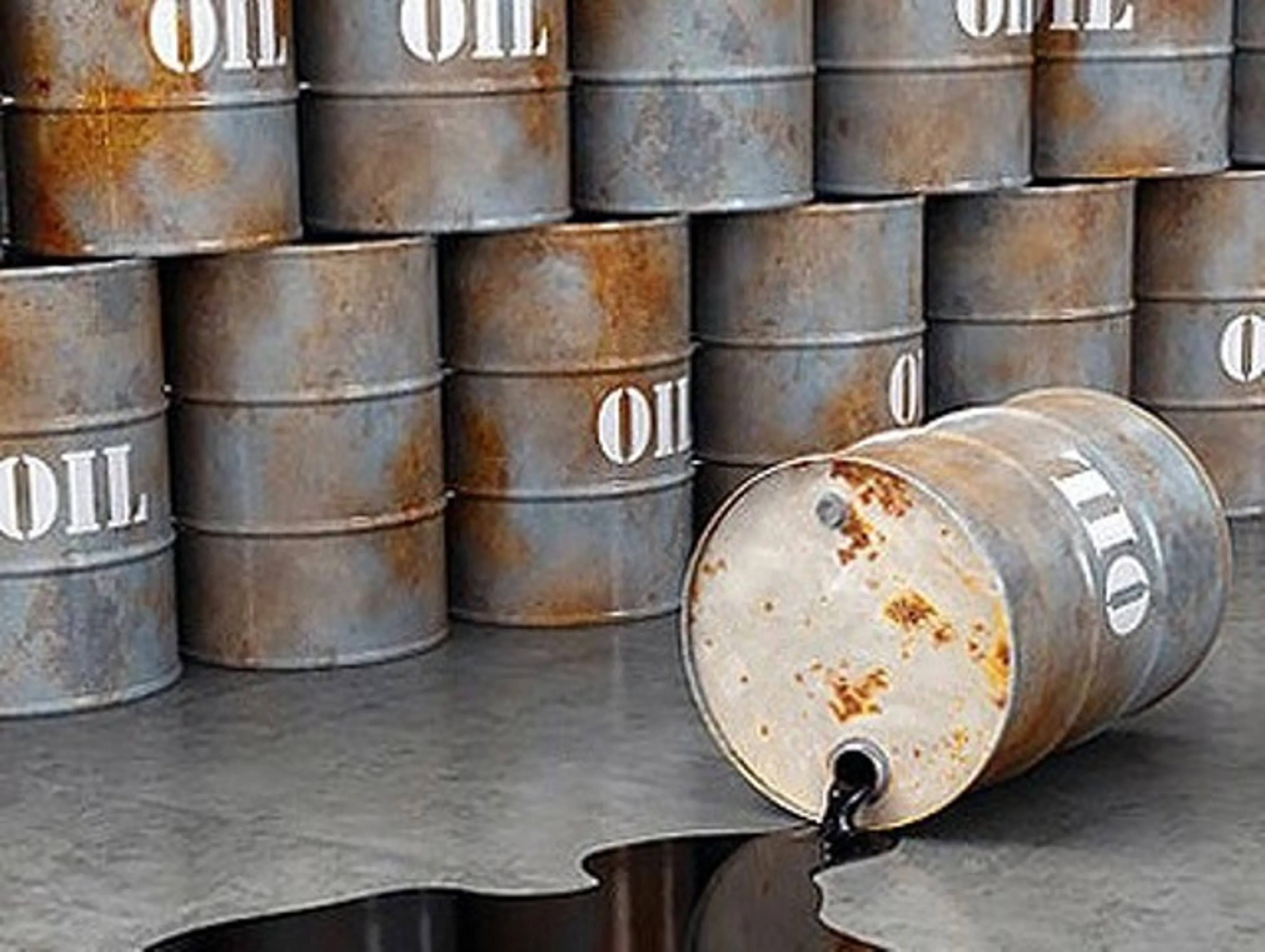 Капитал - Преступники продали свыше 700 тонн ворованной нефти