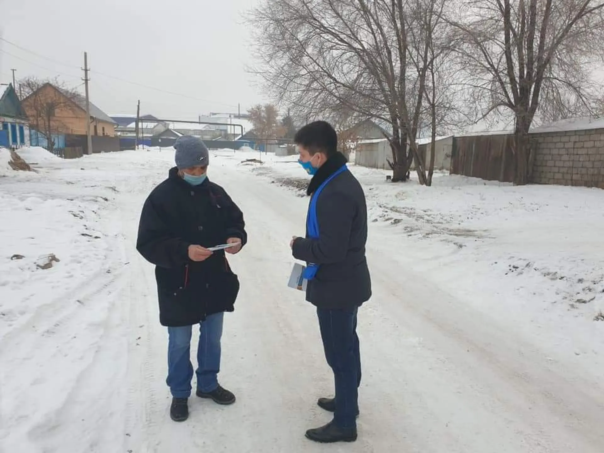 Капитал - В Уральске кандидаты в депутаты провели экспромт-встречи с избирателями