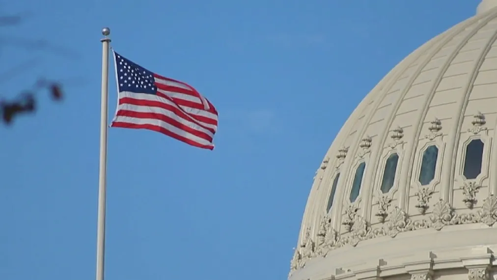 Капитал - США разрешат въезд для полностью привитых иностранцев