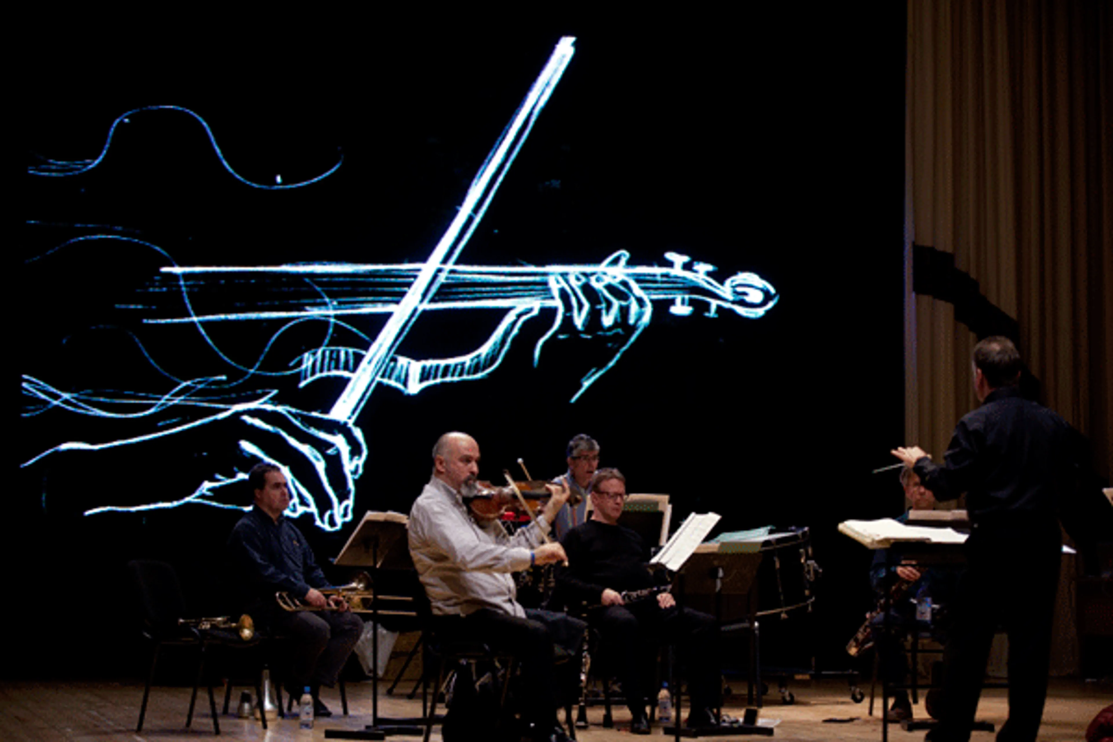 Капитал - В Астане прошел концерт британского оркестра Филармония