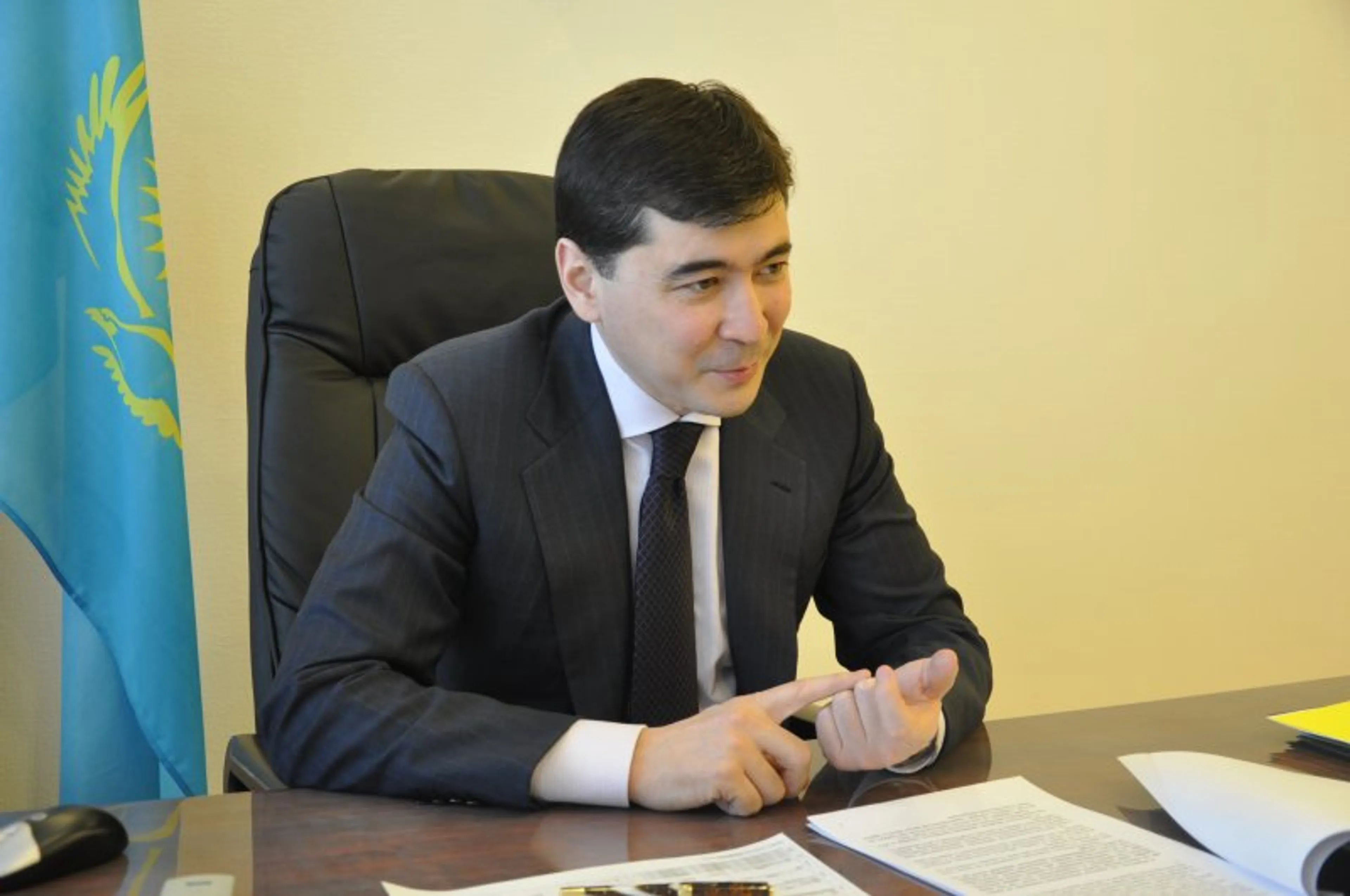 Капитал - Глава АРЕМ Оспанов получал взятку по частям