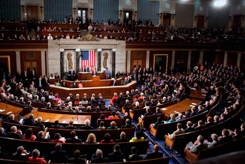 Капитал - Конгресс США вновь не успевает утвердить бюджет