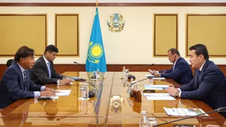 Капитал - Премьер-министр провел встречу с руководителем АрселорМиттал