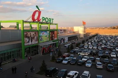 Названы точные сроки строительства молла Апорт на Кульжинке