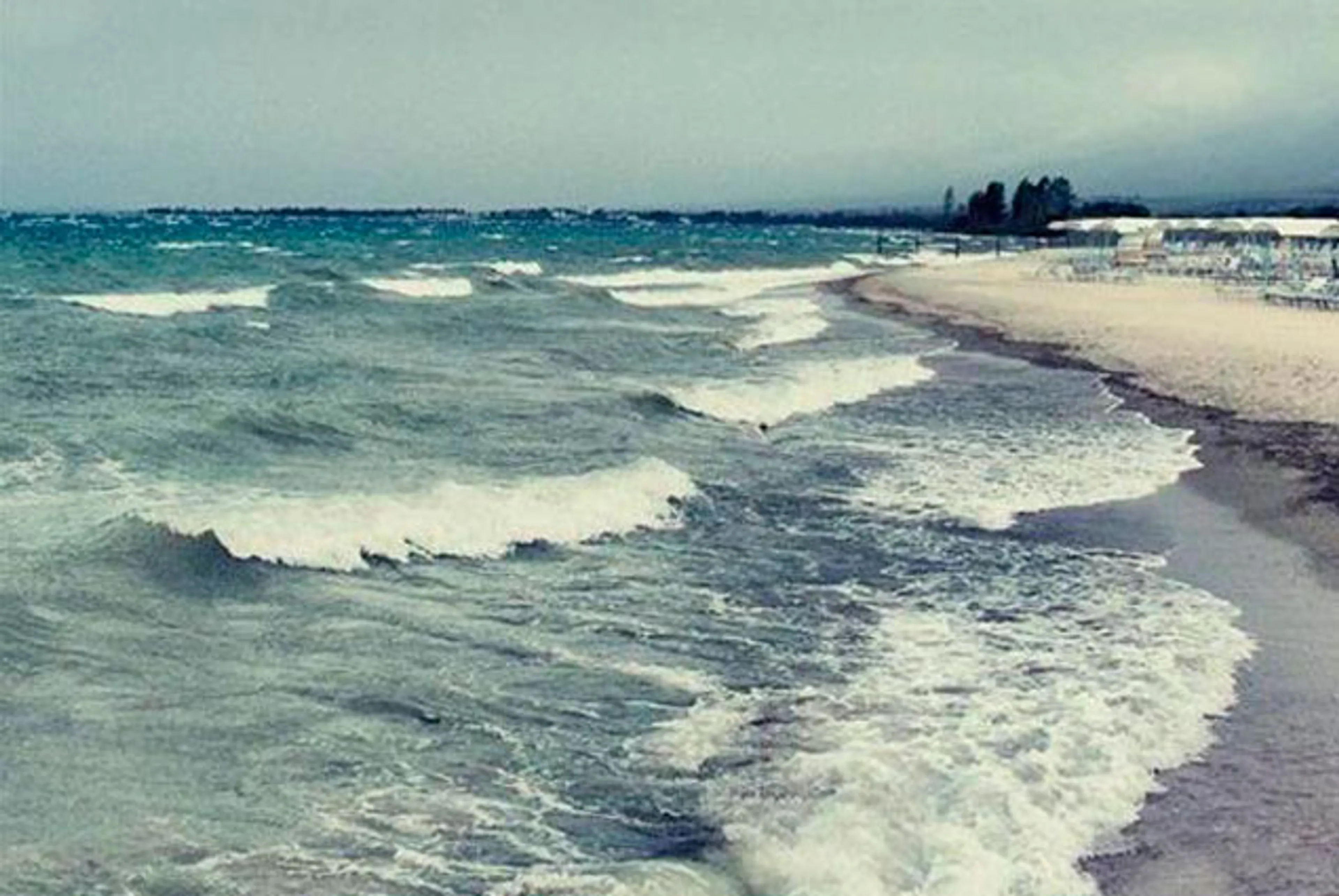 Капитал - Иссык-Куль под угрозой нефтяного загрязнения