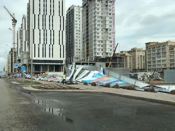 Ураган в Астане: За медпомощью обратились 13 человек