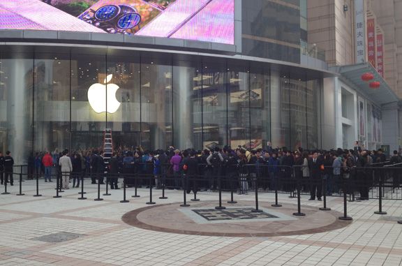 Открыт самый большой в Азии Apple Store - Kapital.kz