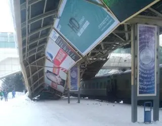 Капитал - На железнодорожном вокзале Астаны рухнула надстройка