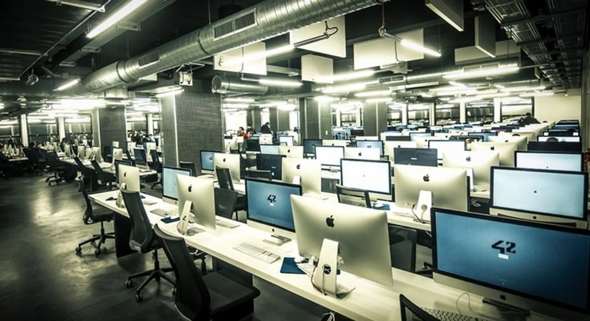 Капитал - Хакеры впервые заразили компьютеры Apple вирусом-вымогателем