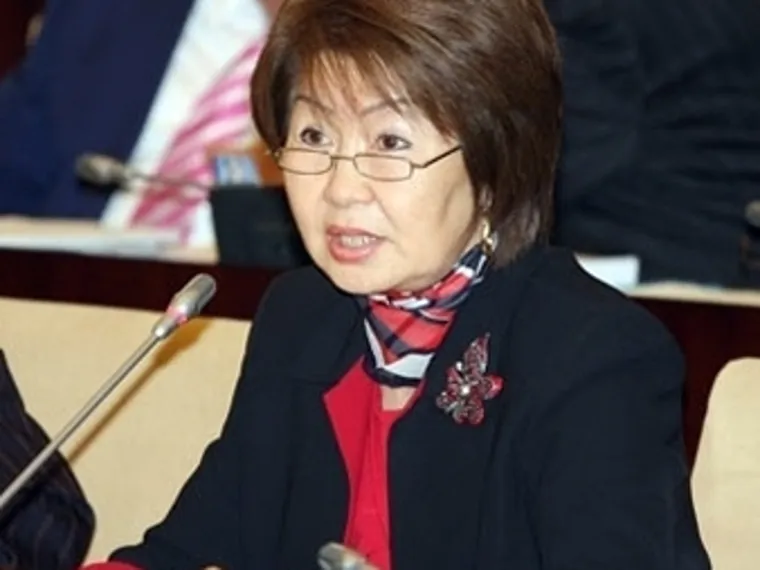 Капитал - Сенатор выступает против пенсионной реформы