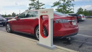 Капитал - Tesla вошла в тройку самых инновационных компаний