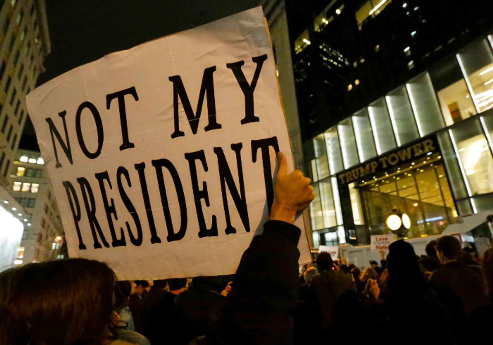 Капитал - Дональд Трамп назвал условие отмены ограничений к мигрантам