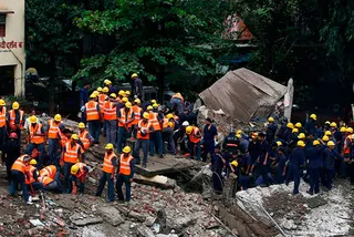 Капитал - В Индии обрушился пятиэтажный жилой дом