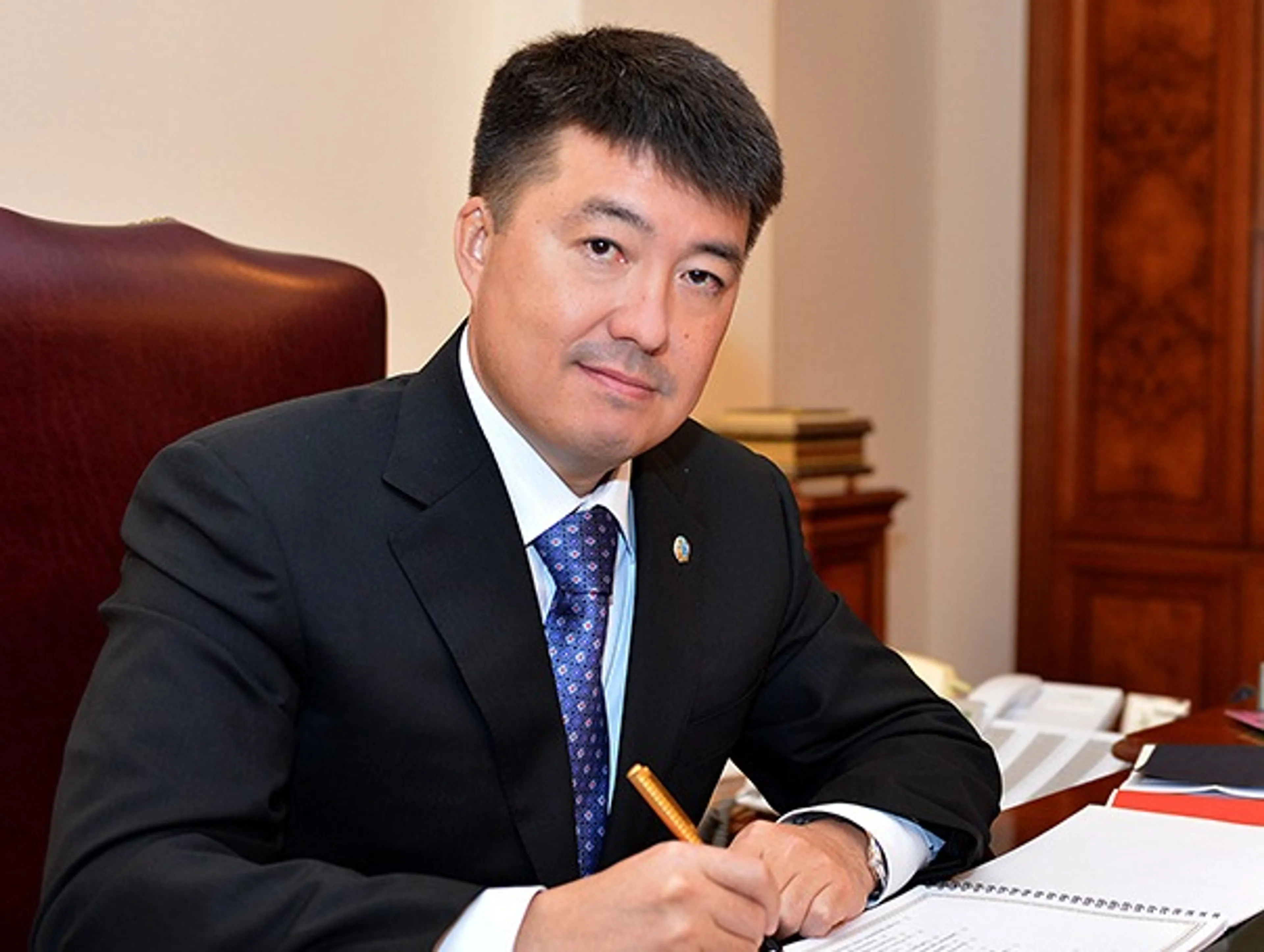 Капитал - Управляющим делами Президента стал Абай Бисембаев