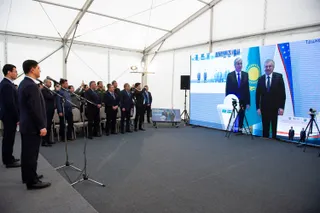 Капитал - Казахстан построит под Ташкентом транспортно-логистический центр