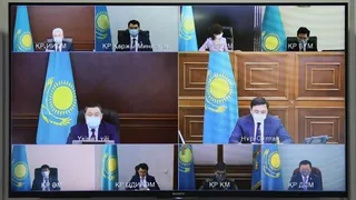 Капитал - Премьер поручил усилить темпы вакцинации в западных регионах